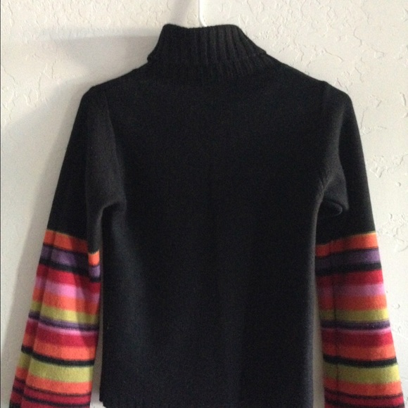 Sweater - Picture 2 of 2