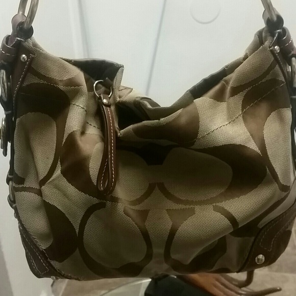 Authentic Coach Purse - Picture 2 of 4