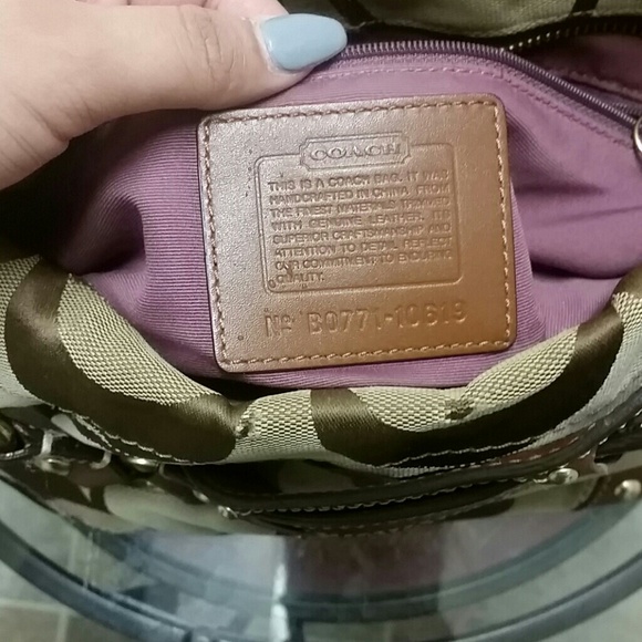 Authentic Coach Purse - Picture 3 of 4
