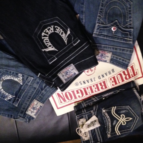 True Religion & Rock Revival 30 & 28