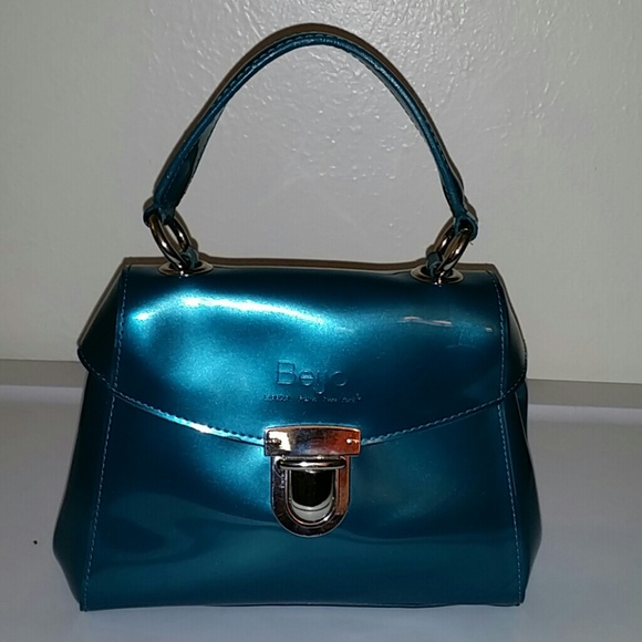 Beijo baguette bag