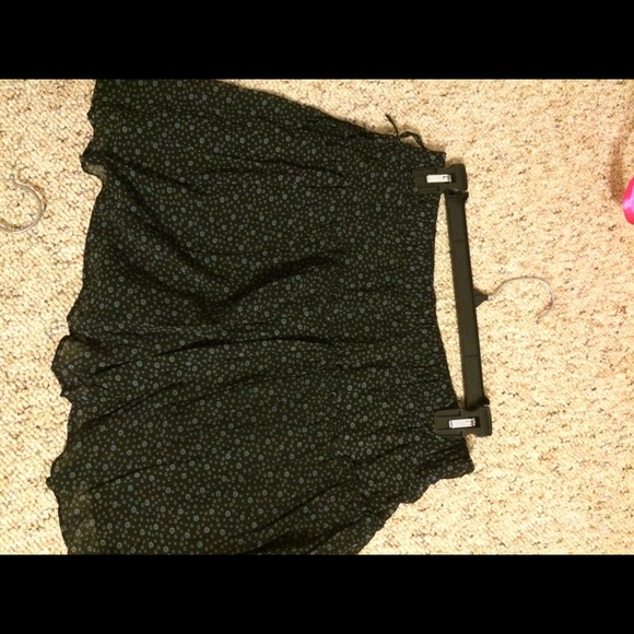 Skirt Short