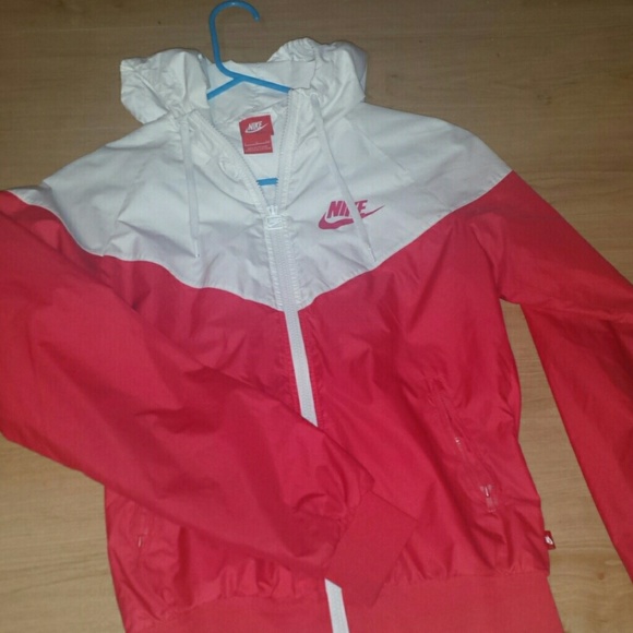 Nike windrunner jacket