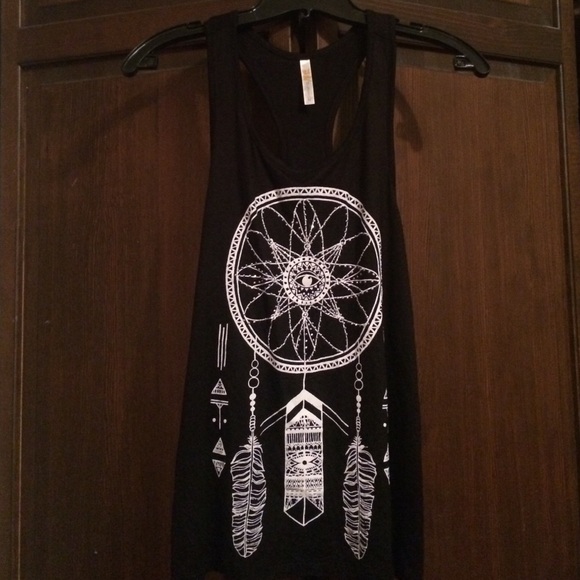 MAKE AN OFFER 😊 Dream catcher tank top