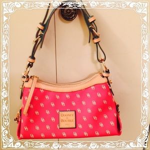 🎉HP 6/5/15 NWOT Dooney & Bourke