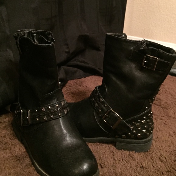 Boots - OBO Black studded combat boots