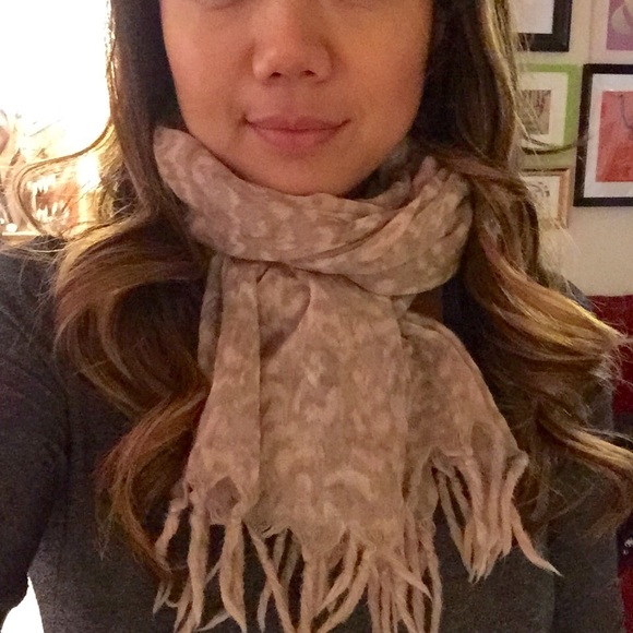 Madewell Print 100% Wool Pink & Beige Scarf
