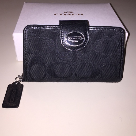 Coach iPhone Wallet