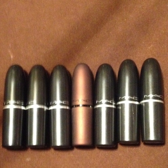 7 MAC lipsticks