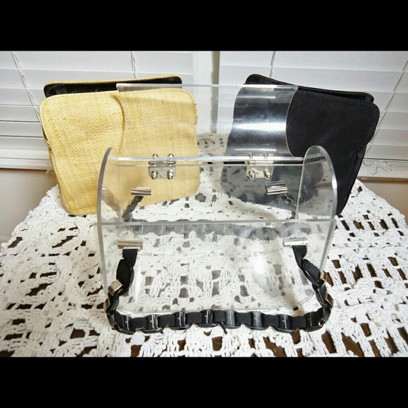 SOLD......Clear Salvatore Ferragamo Lucite Vara - Picture 3 of 3