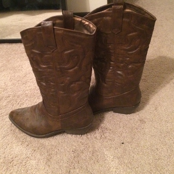 Brown cowboy boots