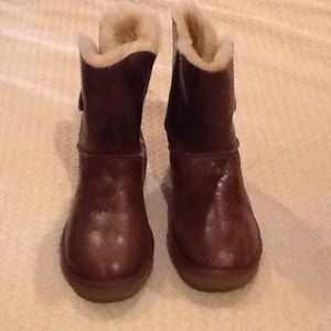 Ugg Boots, Leather