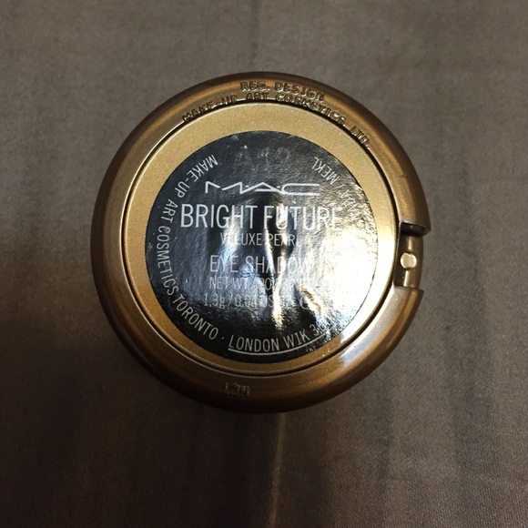 MAC Bright Future eyeshadow