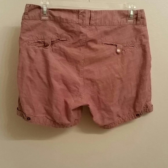 Nikita Pleated Shorts - Picture 3 of 4
