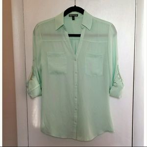 NWOT Mint Express Blouse