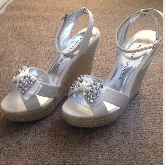 🔴FLASH SALE🔴Chinese Laundry espadrille sandal