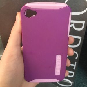 incipio I phone 4/4s case