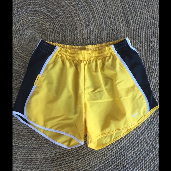 Nike Pants - 🚫SOLD🚫 Nike Tempo Running Short