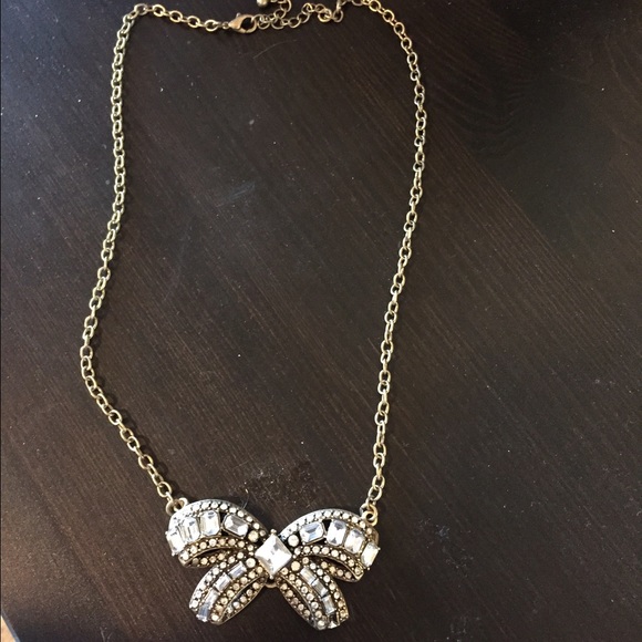 FOREVER 21 necklace