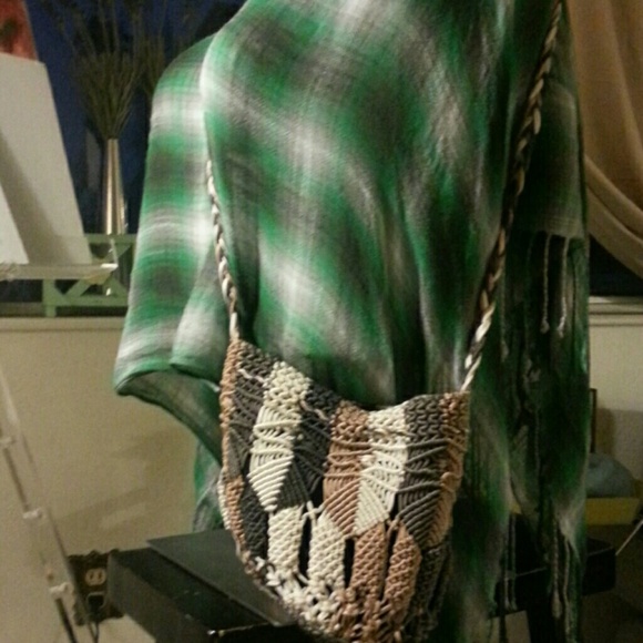 Kimchi BlueTassel Cross body Bag - Picture 2 of 4
