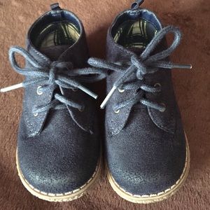 Blue suede like finish infant size 5 shoes.