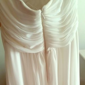 Back of white Goddess prom dress