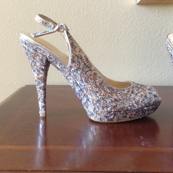 DONATED - Picture 3 of 4