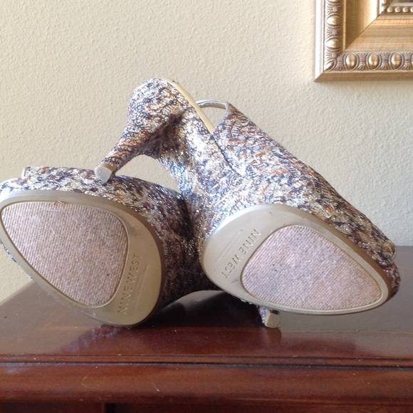 DONATED - Picture 4 of 4