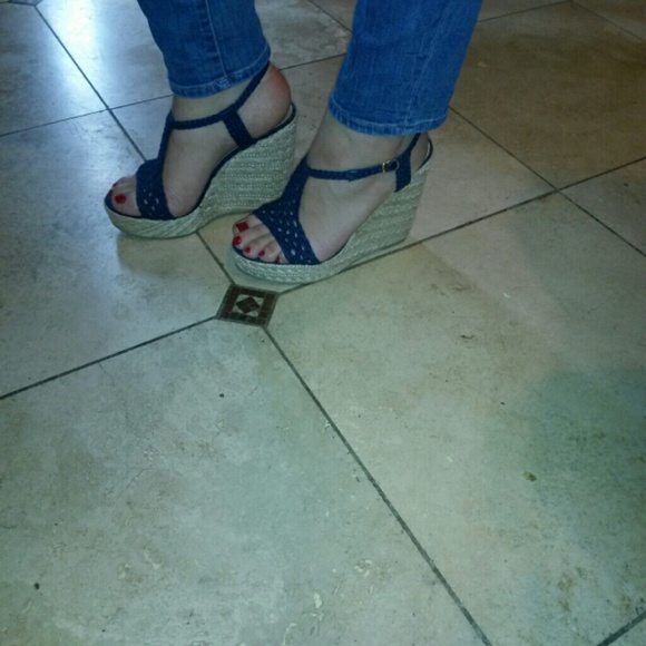 Steve Madden   navy blue  wedges
