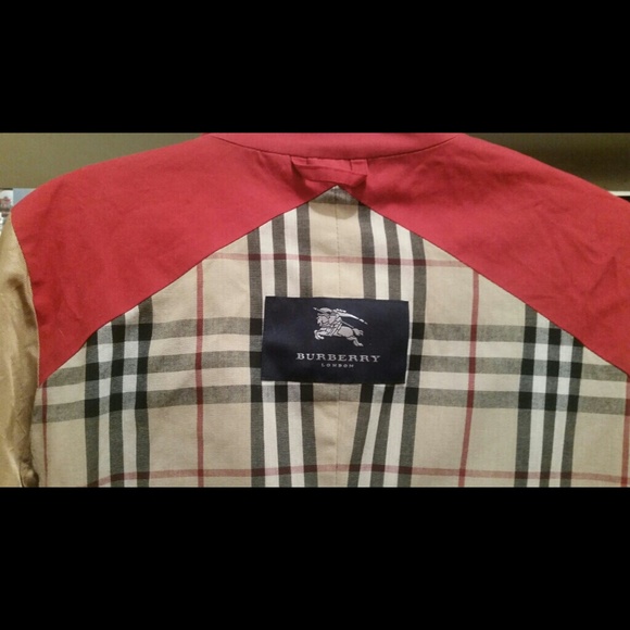 💌SOLD💌 Authentic Burberry Peacoat - Picture 2 of 4