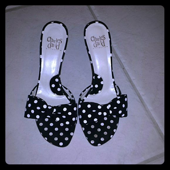 Black and white polka dot sandals size 9