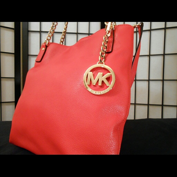 NWT Michael kors jet set chain tote
