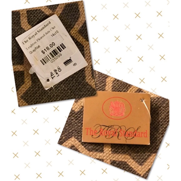 Pleated Jute Clutch. NWT! Natural/Gray Tones - Picture 4 of 4