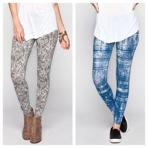 NWT! 2 for $40 Roxy women's leggings.