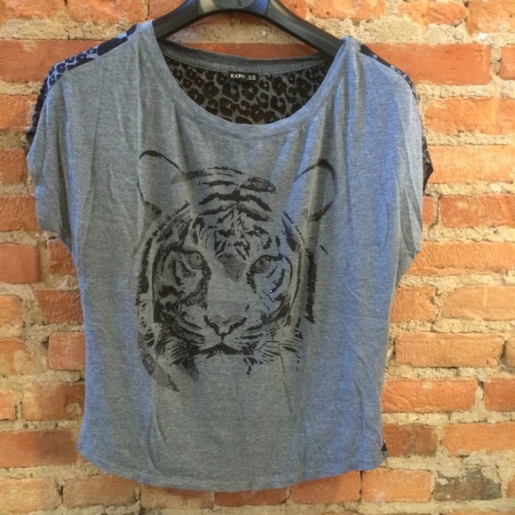 Graphic Boxy Tee