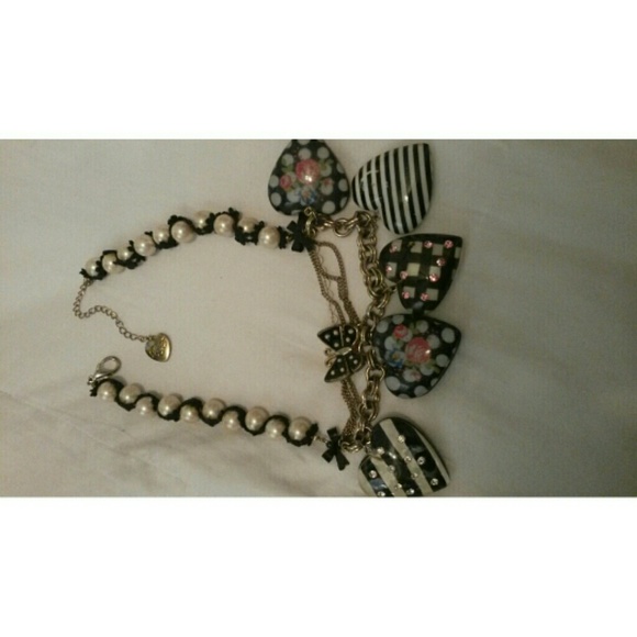 Betsey Johnson necklace