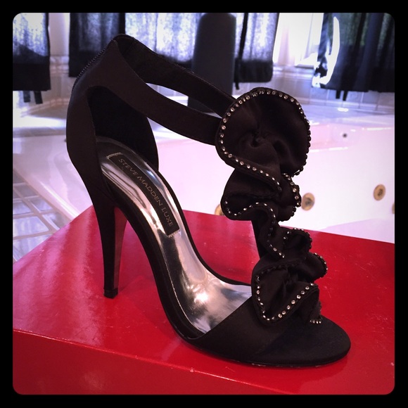 Steve Madden heels