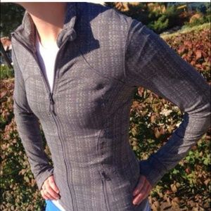 Grey lululemon forme jacket