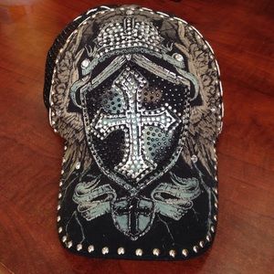 NWOT! Buckle hat-- Never been worn!