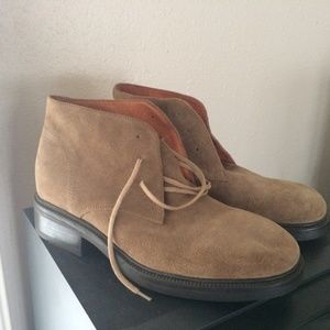 Cool suede, light tan booties