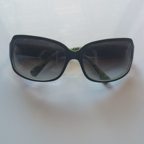 Coach Accessories - SOLD! 😎😍Coach Sunglasses😍😎