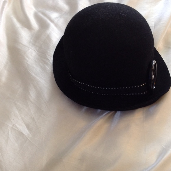 Giovannio Black Wool Hat Gifted - Picture 3 of 3