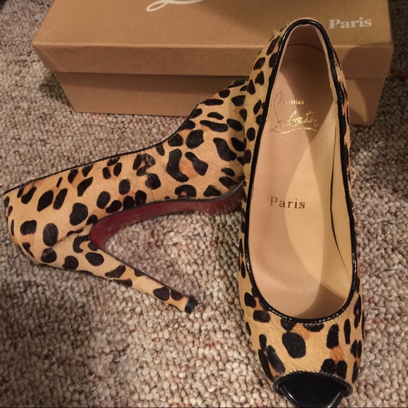 Leopard Red bottom heels open toed size 37