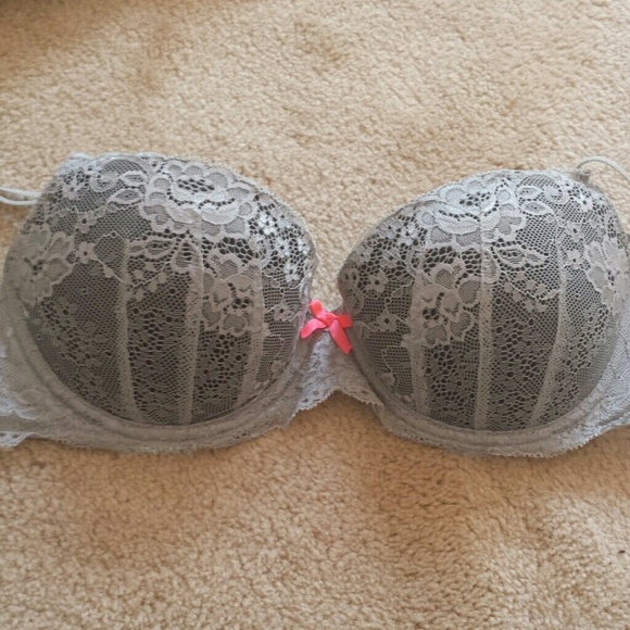 Like new 36 C Candies gray and pink bra