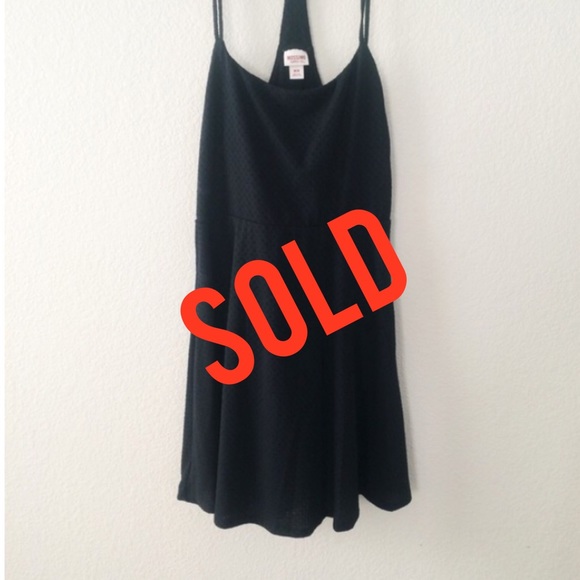 SOLD 🚫black Razor Back Skater Dress