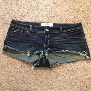 Hollister Dark Wash Denim Short Shorts