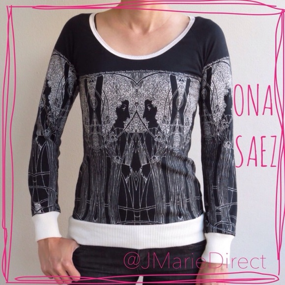 Ona Saez Cream and Black Long Sleeve Top