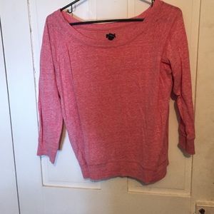 3/4 length sleeve. So comfortable!