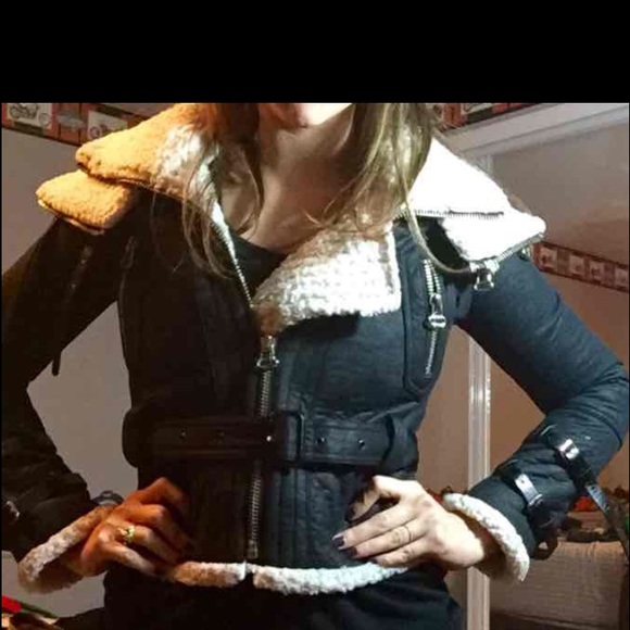 Black bomber jacket with fleece lining - Picture 3 of 3