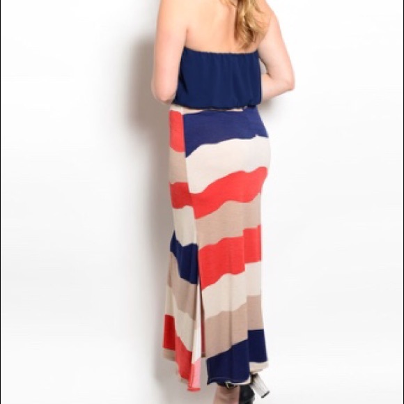 💟🆕 KARA // Plus Size Maxi dress - Picture 2 of 3